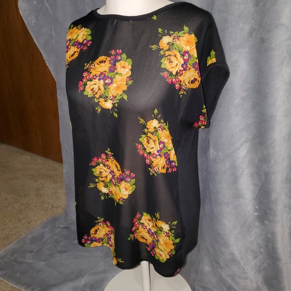 Annalee +Hope blouse - Picture 2 of 5